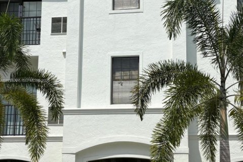 Condo in Orlando, Florida, 2 bedrooms  № 2044500