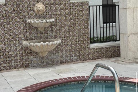 Condo in Orlando, Florida, 2 bedrooms  № 2044500 - photo 11