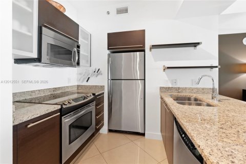 Copropriété à vendre à Miami, Floride: 1 chambre, 65.4 m2 № 2076328 - photo 3