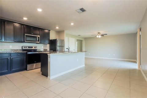 Casa en alquiler en Lakeland, Florida, 4 dormitorios, 174.66 m2 № 1908882 - foto 4