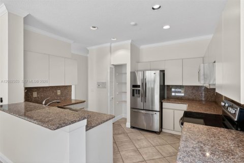 Casa en venta en Weston, Florida, 4 dormitorios, 216.18 m2 № 2066912 - foto 17