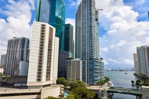 Снять в аренду кондоминиум в Майами, Флорида 2 спальни, 103.77м2, № 1951443 - фото 15