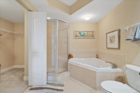 Condo in New Port Richey, Florida, 2 bedrooms  № 2383822 - photo 24