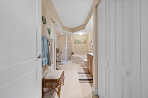 Condo in New Port Richey, Florida, 2 bedrooms  № 2383822 - photo 21