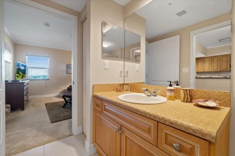 Condo in New Port Richey, Florida, 2 bedrooms  № 2383822 - photo 28