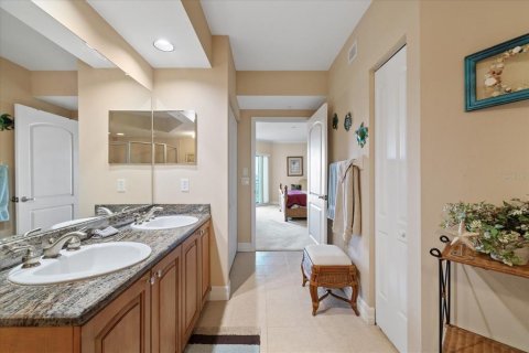 Condo in New Port Richey, Florida, 2 bedrooms  № 2383822 - photo 23