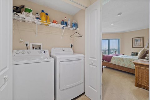 Condo in New Port Richey, Florida, 2 bedrooms  № 2383822 - photo 14