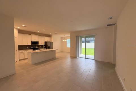 Villa ou maison à louer à Clermont, Floride: 3 chambres, 152.64 m2 № 2150827 - photo 5