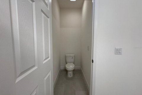Villa ou maison à louer à Clermont, Floride: 3 chambres, 152.64 m2 № 2150827 - photo 19