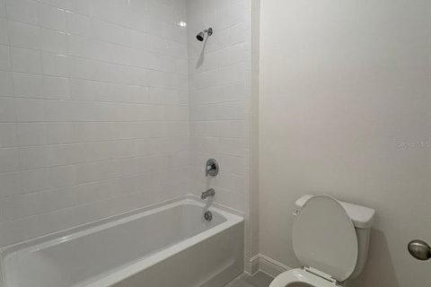 Villa ou maison à louer à Clermont, Floride: 3 chambres, 152.64 m2 № 2150827 - photo 30
