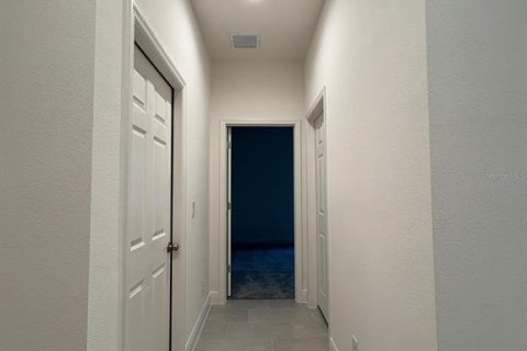 Villa ou maison à louer à Clermont, Floride: 3 chambres, 152.64 m2 № 2150827 - photo 4