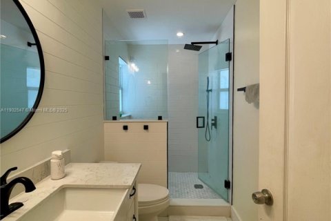 Снять в аренду виллу или дом в Майами, Флорида 3 спальни, 147.34м2, № 1953992 - фото 13