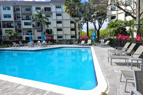 Copropriété à louer à Fort Lauderdale, Floride: 1 chambre, 60.39 m2 № 2385529 - photo 2