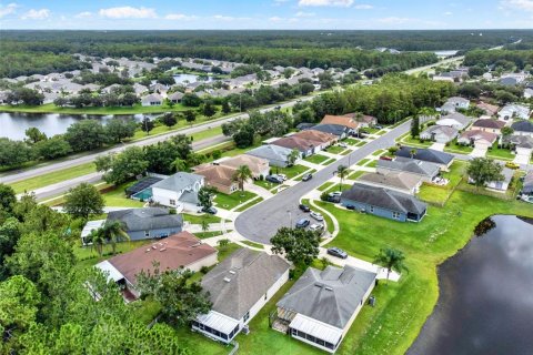 House in Orlando, Florida 3 bedrooms, 136.47 sq.m. № 2232018 - photo 26