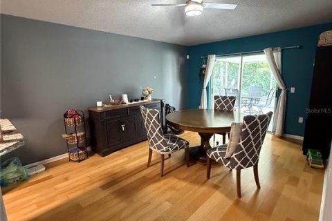 House in Orlando, Florida 3 bedrooms, 136.47 sq.m. № 2232018 - photo 5