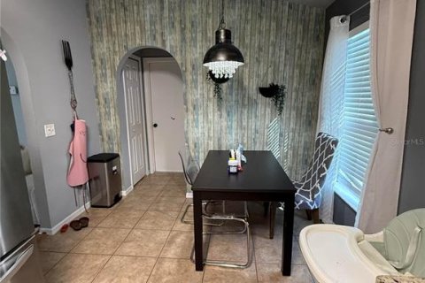 House in Orlando, Florida 3 bedrooms, 136.47 sq.m. № 2232018 - photo 9