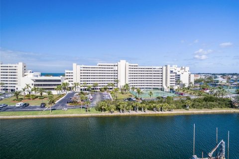 Condo in Hudson, Florida, 2 bedrooms № 2105011