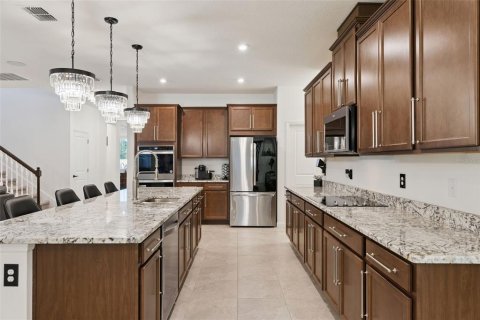 House in DeLand, Florida 4 bedrooms, 309.74 sq.m. № 2115966 - photo 14