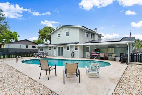 House in Ormond Beach, Florida 5 bedrooms, 204.38 sq.m. № 1815616 - photo 2