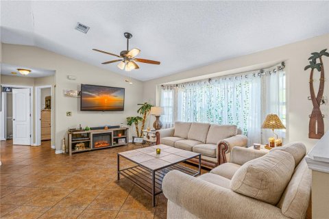 Casa en venta en Edgewater, Florida, 3 dormitorios, 115.38 m2 № 2349713 - foto 12