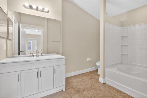 Condo in Winter Garden, Florida, 3 bedrooms  № 2094434 - photo 9