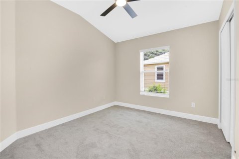 Condo in Winter Garden, Florida, 3 bedrooms  № 2094434 - photo 11
