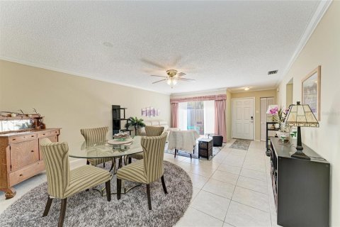 Villa ou maison à vendre à Sarasota, Floride: 2 chambres, 136.57 m2 № 2097134 - photo 11