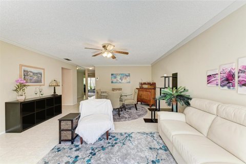 Villa ou maison à vendre à Sarasota, Floride: 2 chambres, 136.57 m2 № 2097134 - photo 9