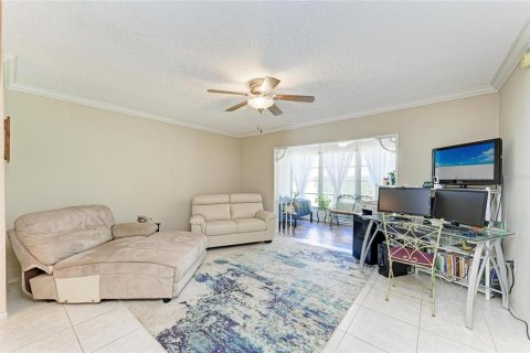 Villa ou maison à vendre à Sarasota, Floride: 2 chambres, 136.57 m2 № 2097134 - photo 18