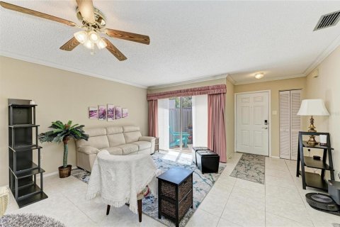 Villa ou maison à vendre à Sarasota, Floride: 2 chambres, 136.57 m2 № 2097134 - photo 13