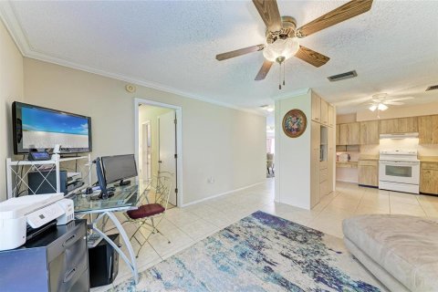 Villa ou maison à vendre à Sarasota, Floride: 2 chambres, 136.57 m2 № 2097134 - photo 17