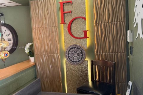 Propiedad comercial en venta en Fort Lauderdale, Florida № 2014146 - foto 6
