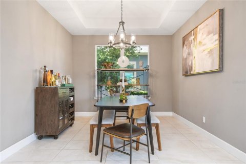 Villa ou maison à louer à Orlando, Floride: 4 chambres, 297.57 m2 № 2411429 - photo 9