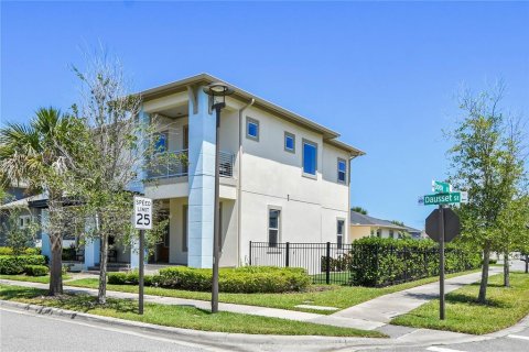 Villa ou maison à louer à Orlando, Floride: 4 chambres, 297.57 m2 № 2411429 - photo 2