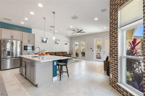 Villa ou maison à louer à Orlando, Floride: 4 chambres, 297.57 m2 № 2411429 - photo 17