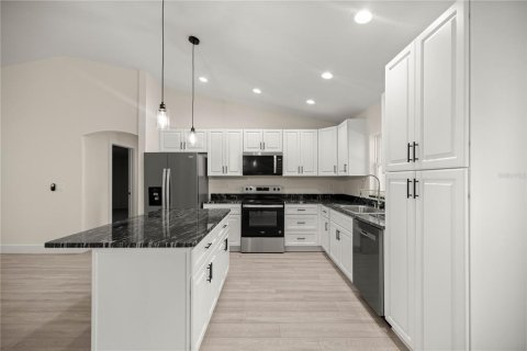 Casa en venta en Belleview, Florida, 3 dormitorios, 158.86 m2 № 1844515 - foto 11