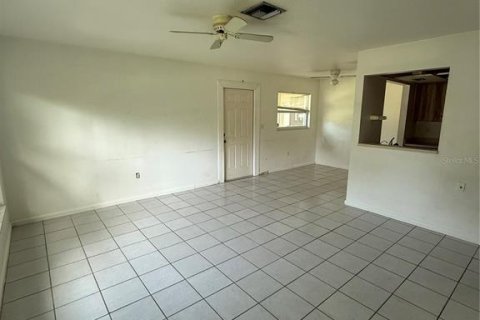 Apartment in Port Charlotte, Florida 2 bedrooms, 83.61 sq.m. № 1833521 - photo 13