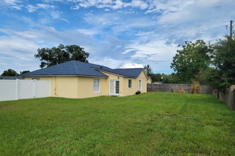 Villa ou maison à vendre à Apopka, Floride: 3 chambres, 125.51 m2 № 1907012 - photo 5