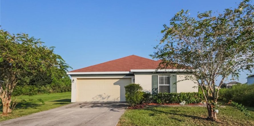 Casa en Kissimmee, Florida 3 dormitorios, 143.72 m2 № 1904164