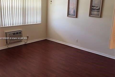 Condo in West Palm Beach, Florida, 1 bedroom  № 1770624 - photo 2