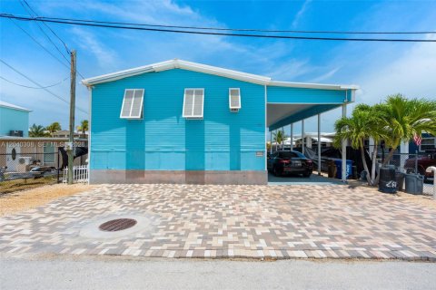 Casa en venta en Marathon, Florida, 2 dormitorios, 120.4 m2 № 2176626 - foto 4