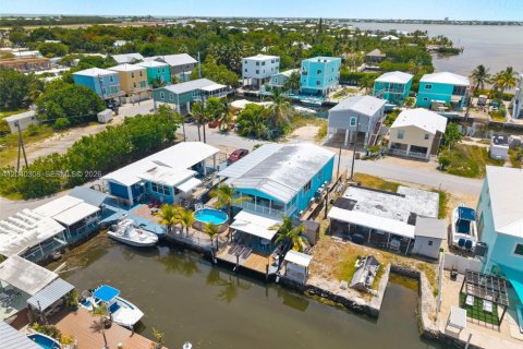 Casa en venta en Marathon, Florida, 2 dormitorios, 120.4 m2 № 2176626 - foto 13