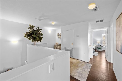 Adosado en venta en Tampa, Florida, 3 dormitorios, 193.79 m2 № 2127201 - foto 22