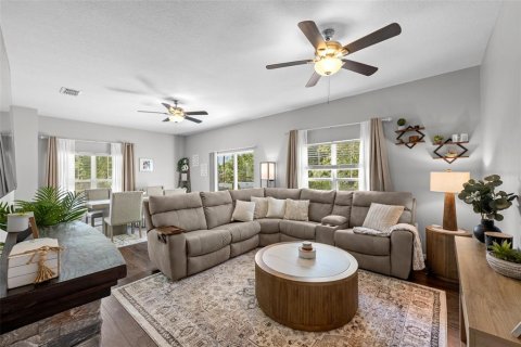 Adosado en venta en Tampa, Florida, 3 dormitorios, 193.79 m2 № 2127201 - foto 6