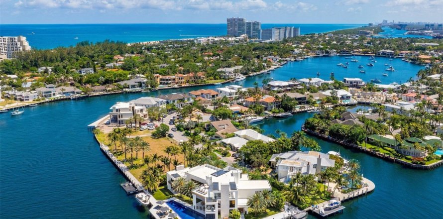 House in Fort Lauderdale, Florida 6 bedrooms, 1088.26 sq.m. № 1151847