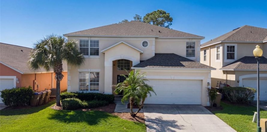 House in Kissimmee, Florida 6 bedrooms, 269.51 sq.m. № 2413468