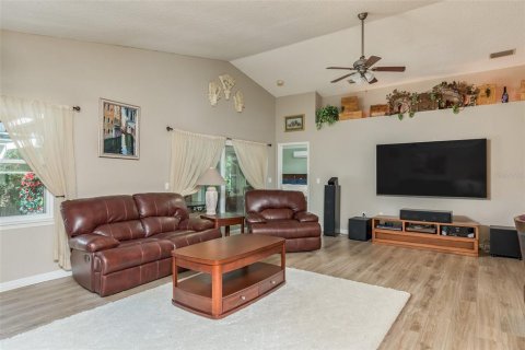 Casa en venta en Tarpon Springs, Florida, 3 dormitorios, 134.71 m2 № 1536561 - foto 11
