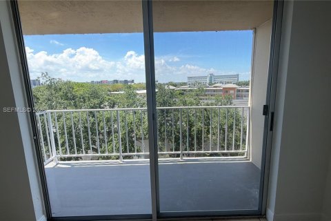 Copropriété à vendre à North Miami, Floride: 1 chambre, 62.52 m2 № 2179615 - photo 14