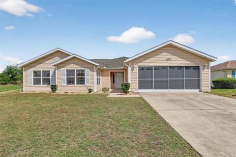 Villa ou maison à Summerfield, Floride 3 chambres, 169.36 m2 № 2098189