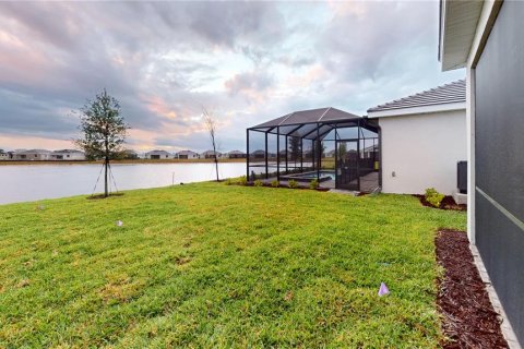 Villa ou maison à louer à Port Charlotte, Floride: 4 chambres, 186.36 m2 № 2150497 - photo 30